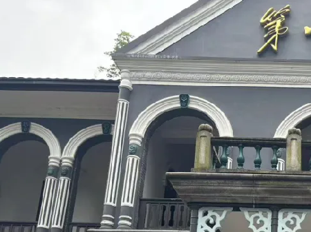 “追寻伟人足迹,传承红色基因”庆“七一”主题党日活动